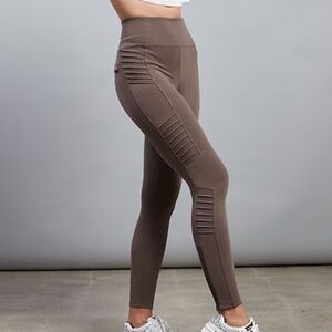 Athleta Delancey Moto Tight Black Pants Women's Leggings Medium M ~ EXCELLENT